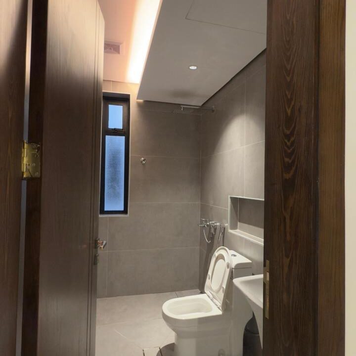 WhatsApp Image 2025-11-08 at 9.10.26 PM