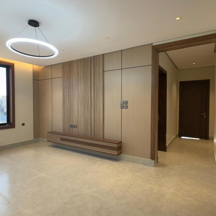 WhatsApp Image 2025-11-08 at 9.10.27 PM (1)