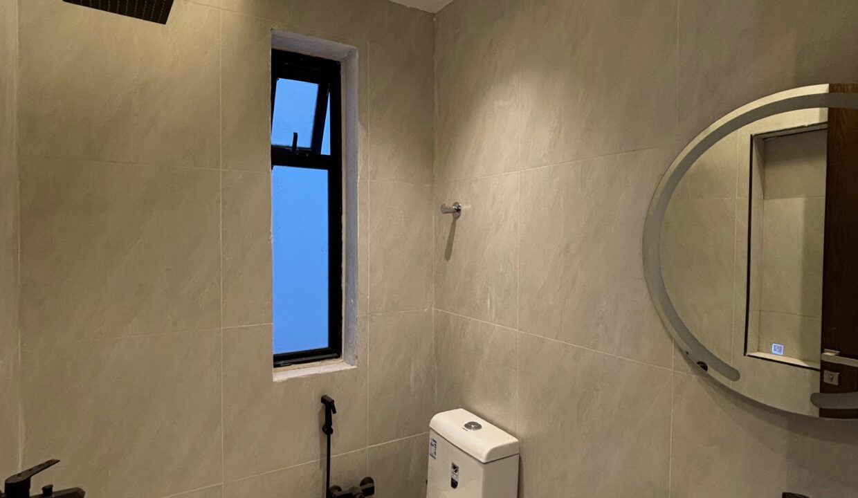 WhatsApp Image 2025-11-11 at 6.31.17 PM (6)