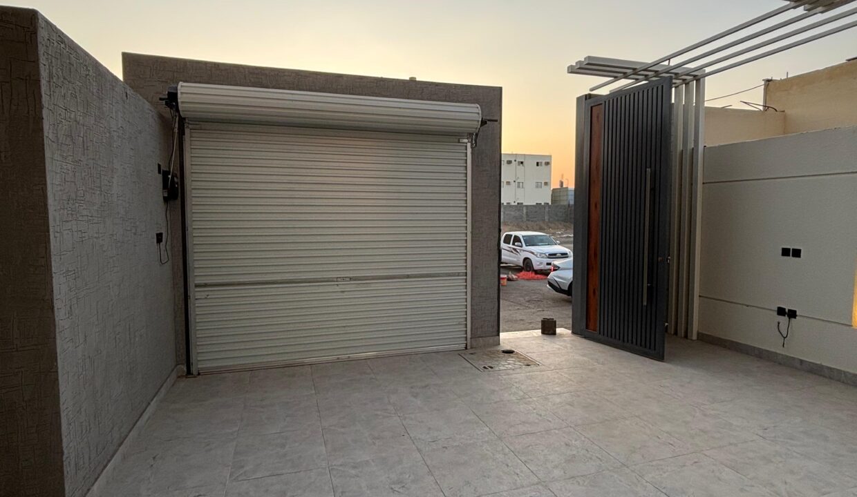 WhatsApp Image 2025-11-11 at 6.58.33 PM