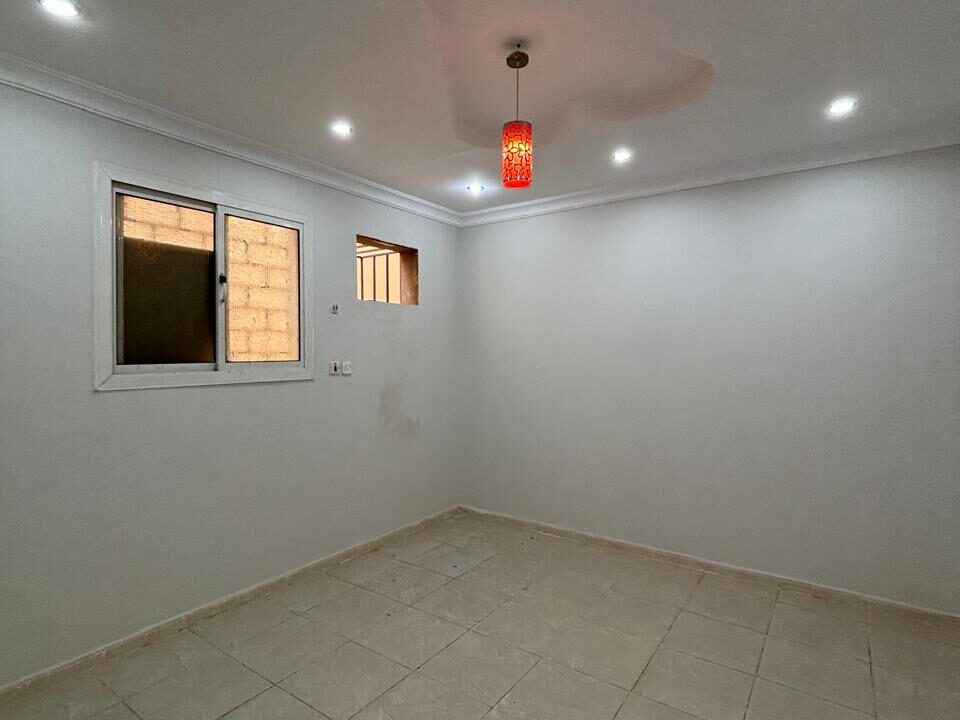 WhatsApp Image 2025-11-13 at 9.07.43 PM