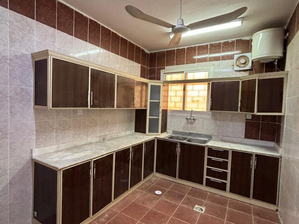 WhatsApp Image 2025-11-13 at 9.07.47 PM (2)