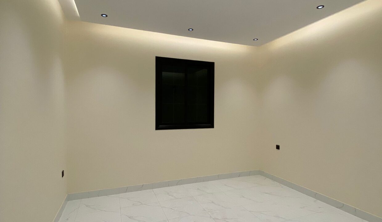 WhatsApp Image 2025-11-29 at 2.31.05 PM