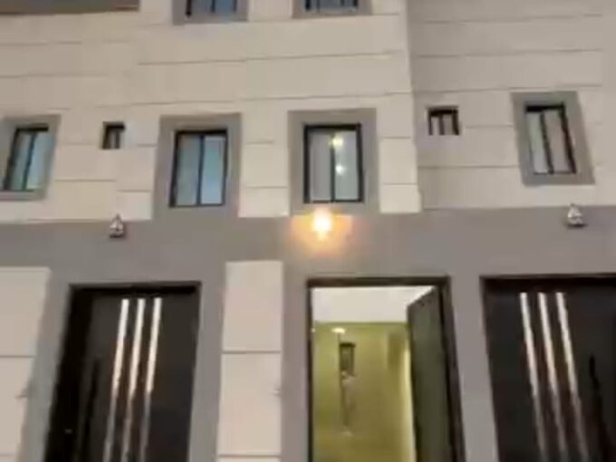 فيلا روف علوي حي النظيم