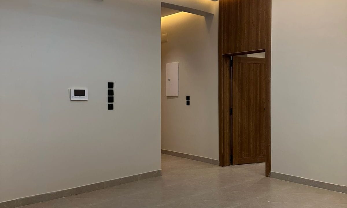 WhatsApp Image 2025-12-07 at 10.27.11 PM