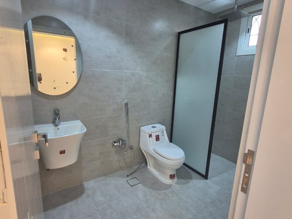 WhatsApp Image 2025-12-13 at 5.26.42 PMفف12