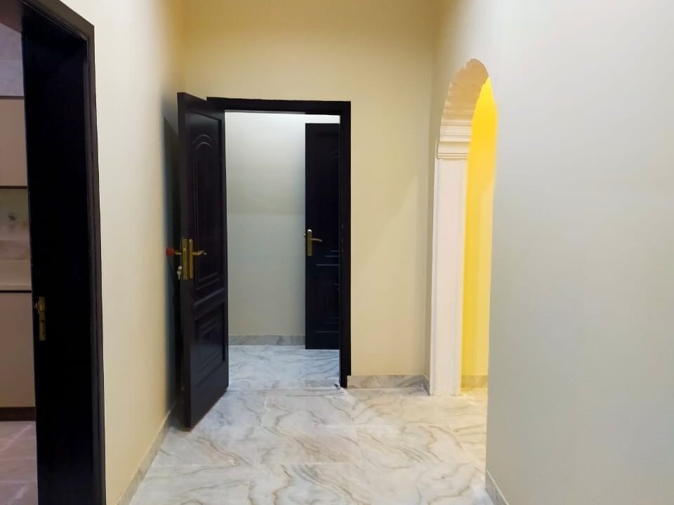 WhatsApp Image 2026-03-30 at 9.39.28 PM834